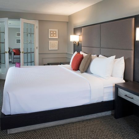 Crowne Plaza Fredericton Lord Beaverbrook By Ihg Экстерьер фото