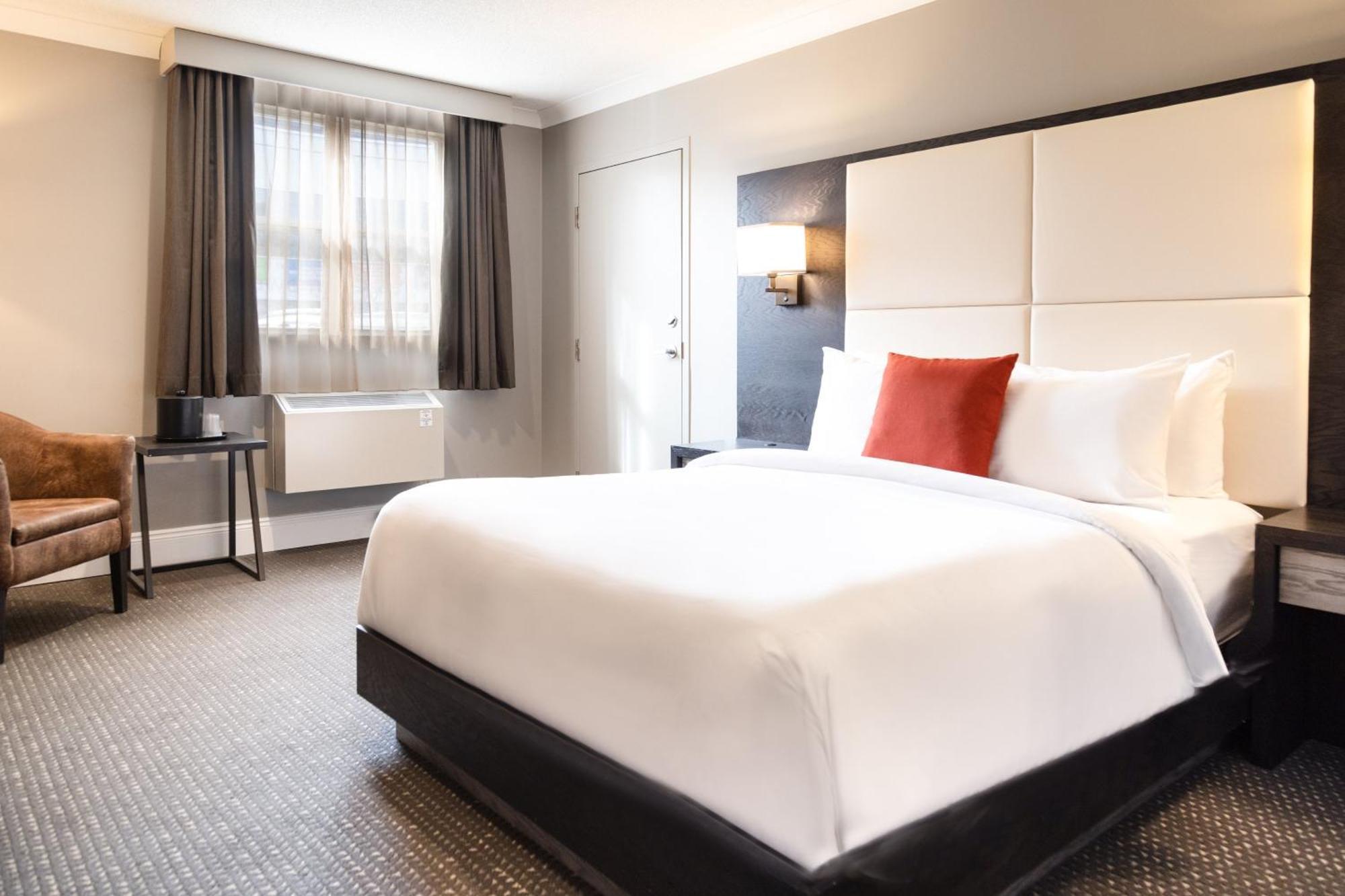 Crowne Plaza Fredericton Lord Beaverbrook By Ihg Экстерьер фото