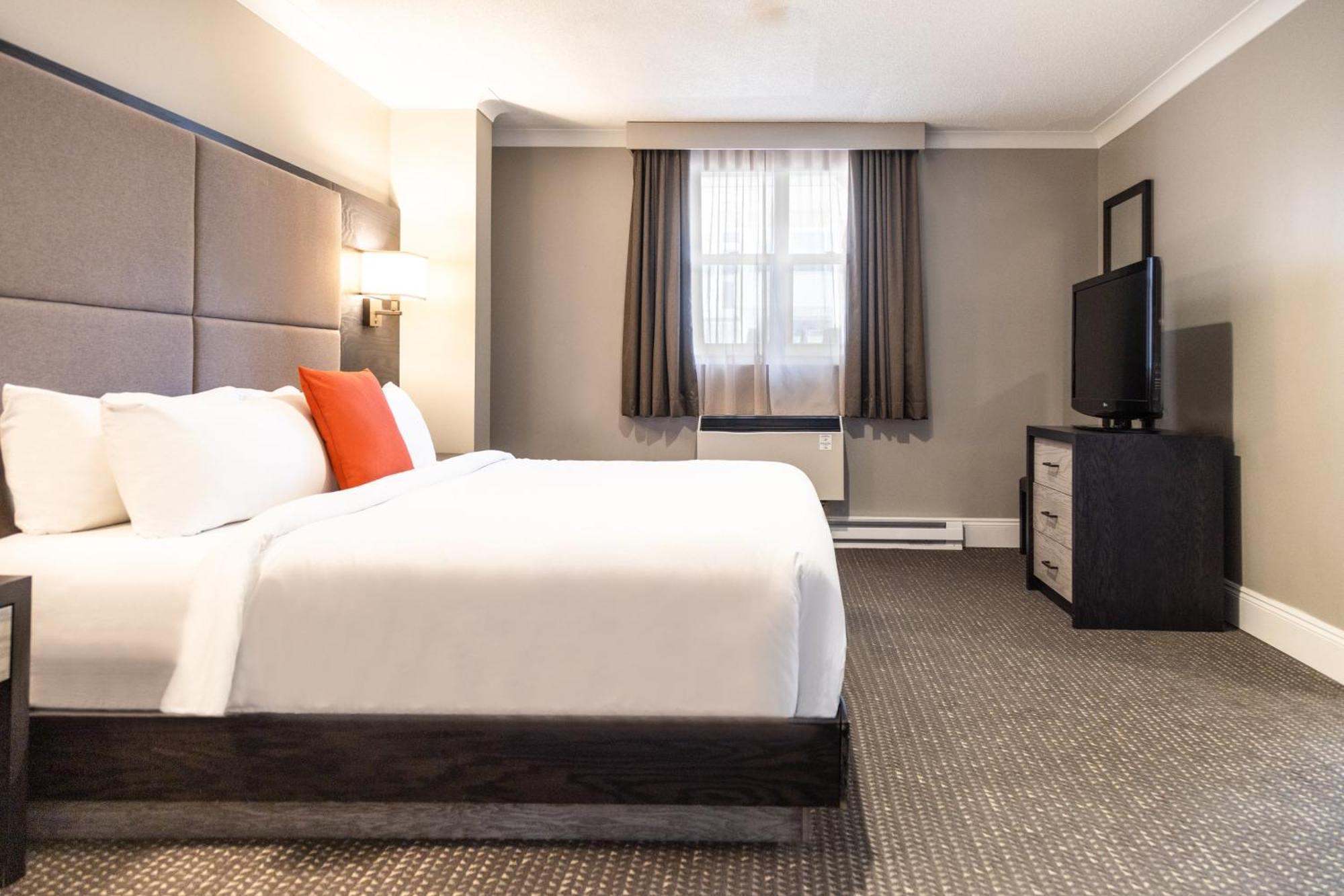 Crowne Plaza Fredericton Lord Beaverbrook By Ihg Экстерьер фото