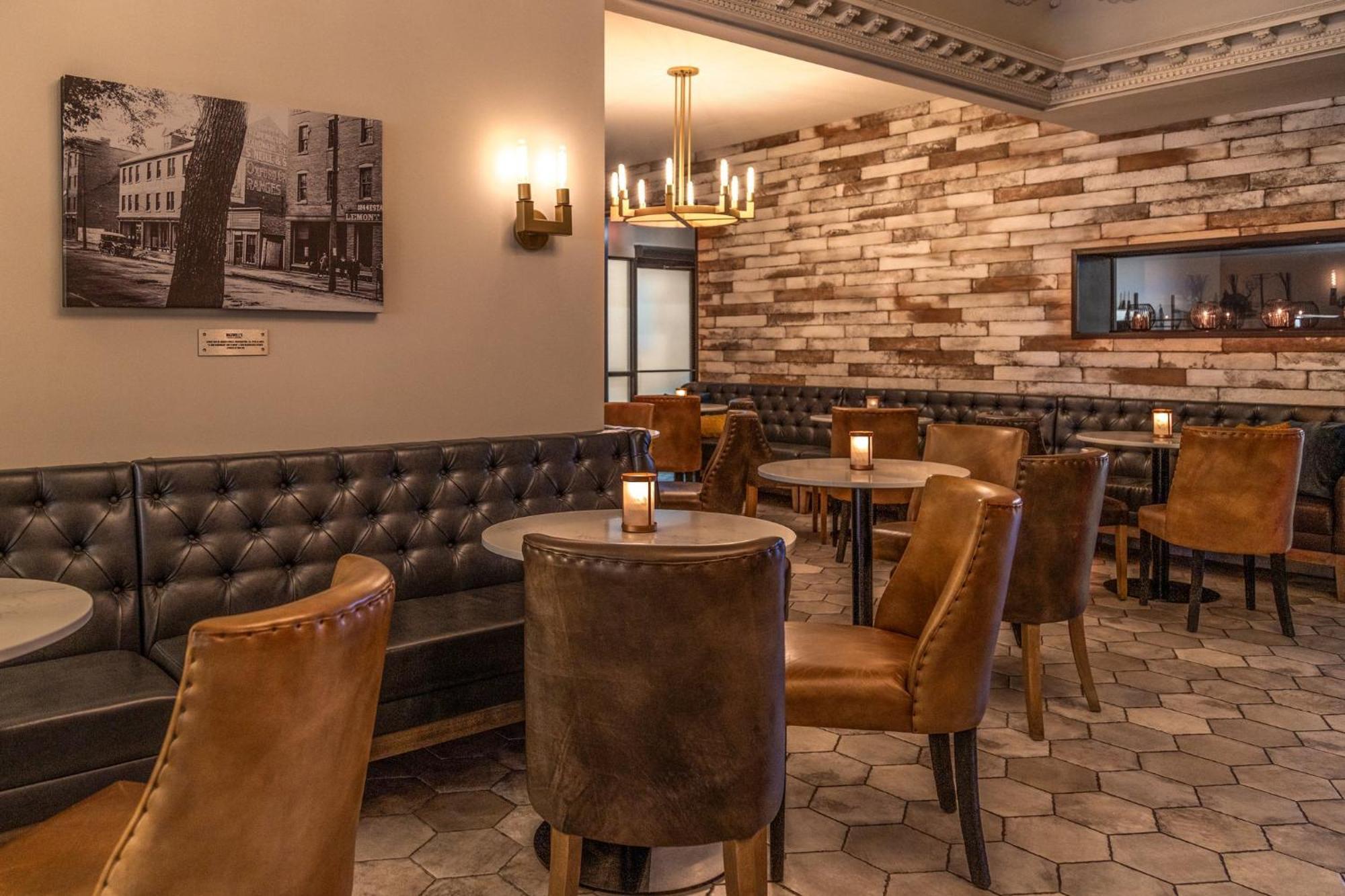 Crowne Plaza Fredericton Lord Beaverbrook By Ihg Экстерьер фото