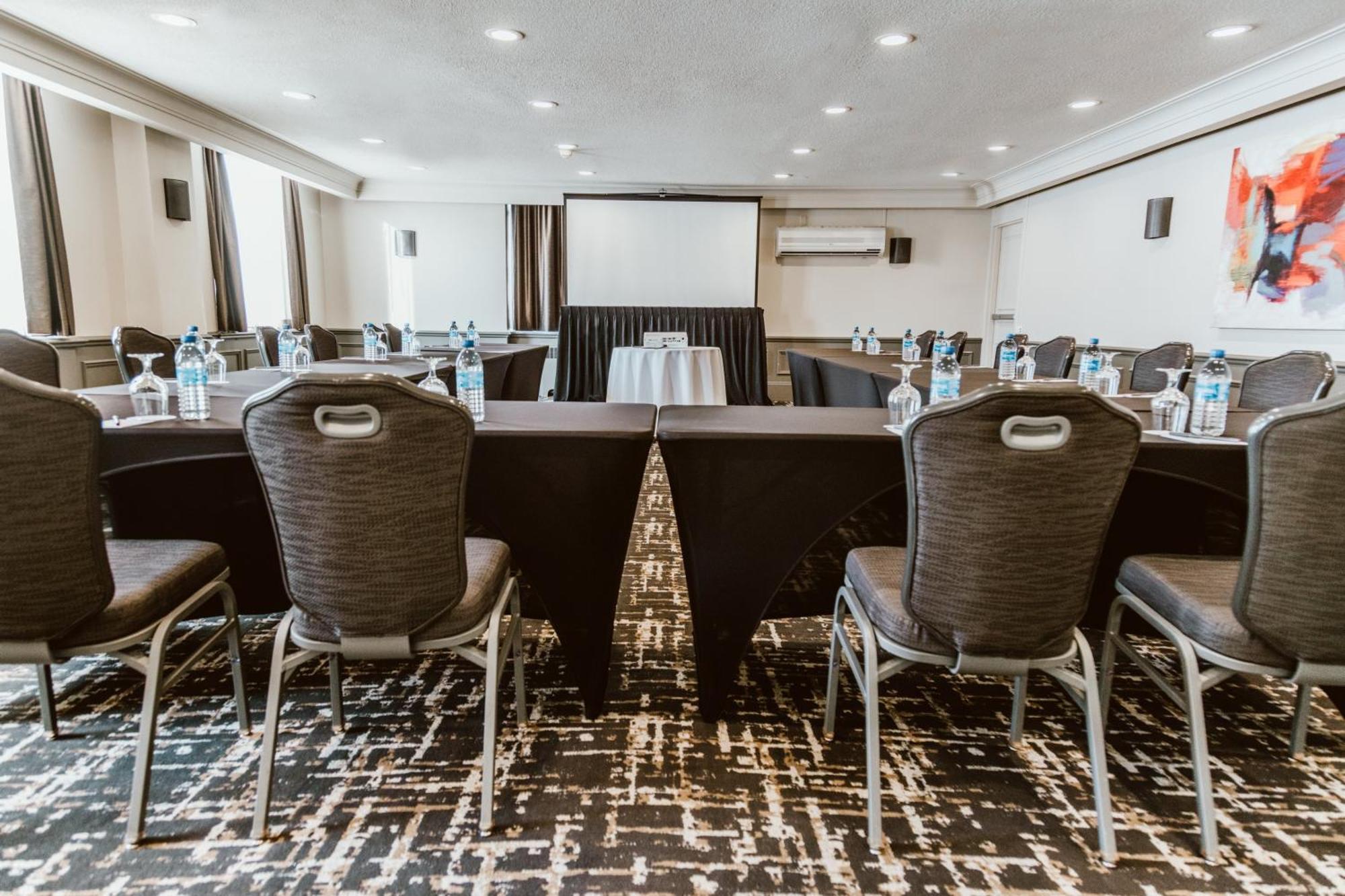 Crowne Plaza Fredericton Lord Beaverbrook By Ihg Экстерьер фото